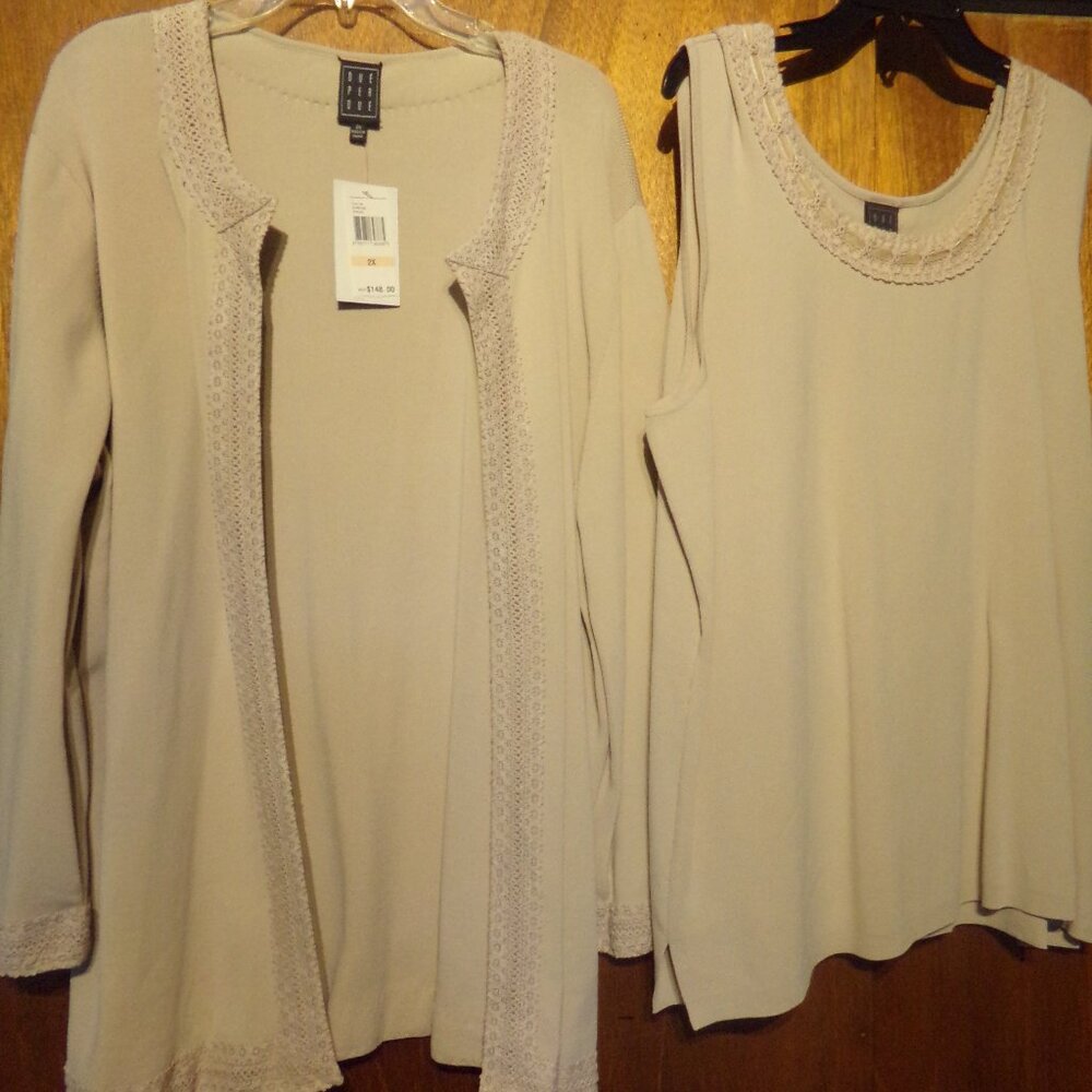 NWT Womens Due Per Due Beige Tank & Sweater Set - size 2X